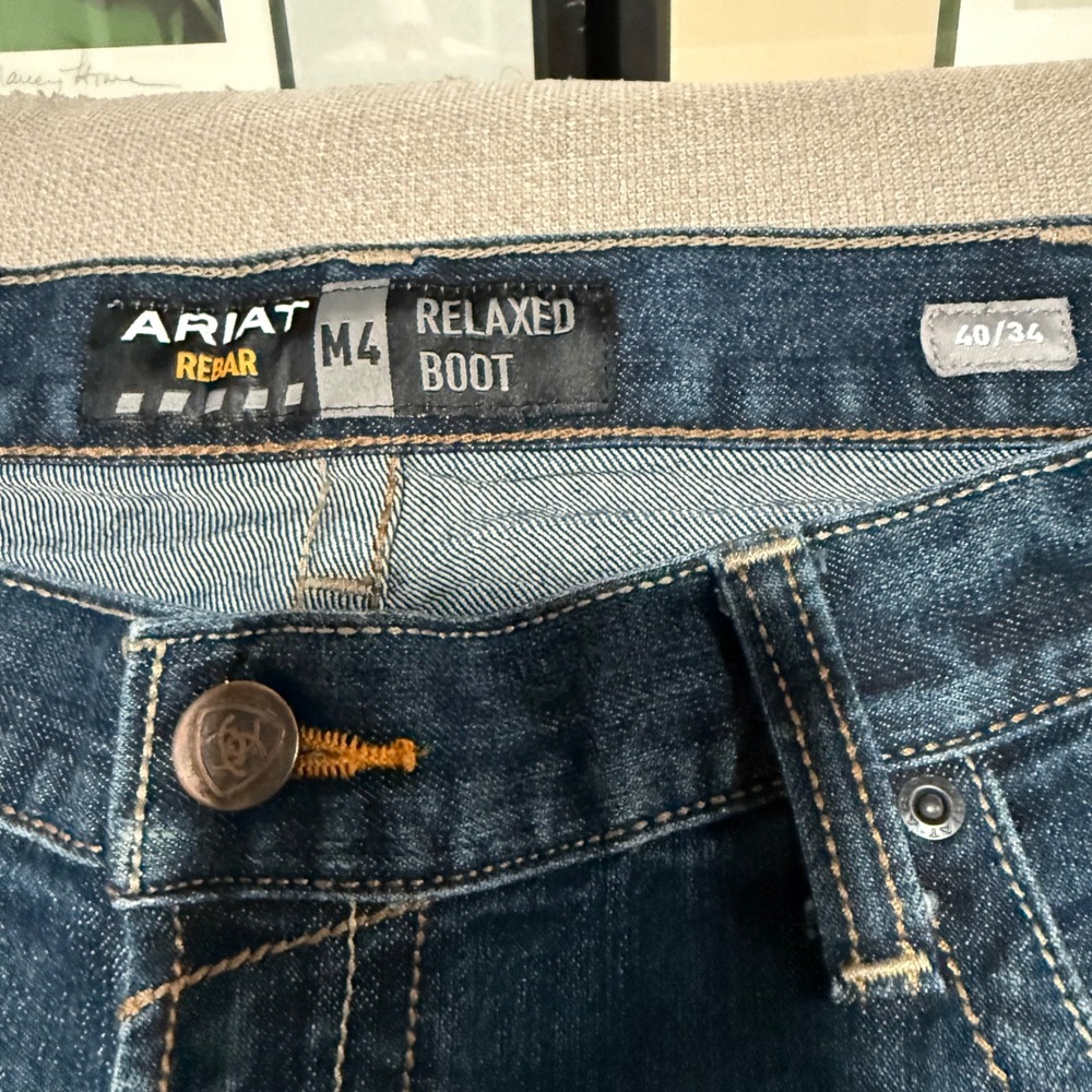 Ariat Rebar M4 Relaxed Boot Jeans Mens 40x34 Medium Wash Western Denim Rodeo - Picture 3 of 11